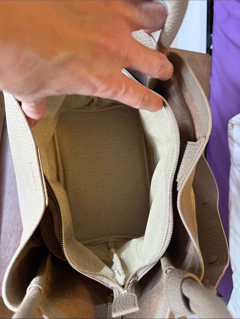 Songmont Taupe Pebbled Shoulder Tote - Picture 4 of 10